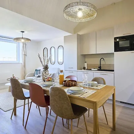 Apartment L'horloger 6 People - 3 Bedrooms - Lille 13 Min Ronchin