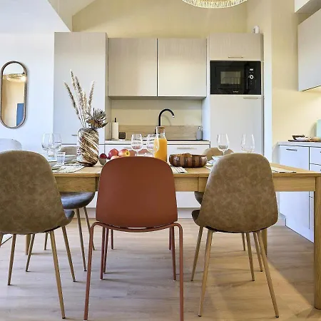 L'horloger 6 People - 3 Bedrooms - Lille 13 Min Apartment