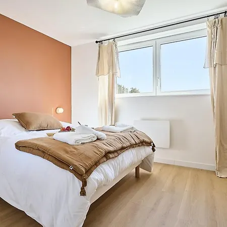 L'horloger 6 People - 3 Bedrooms - Lille 13 Min Apartment