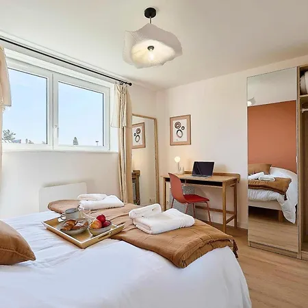 Apartment L'horloger 6 People - 3 Bedrooms - Lille 13 Min