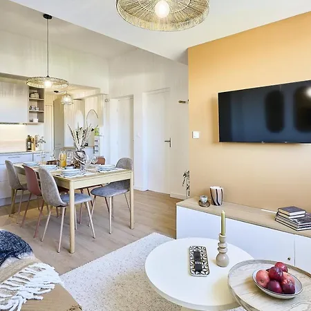 L'horloger 6 People - 3 Bedrooms - Lille 13 Min