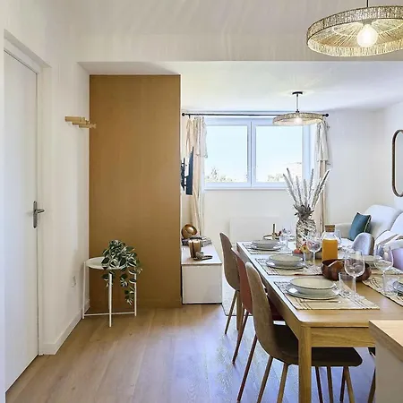 L'horloger 6 People - 3 Bedrooms - Lille 13 Min