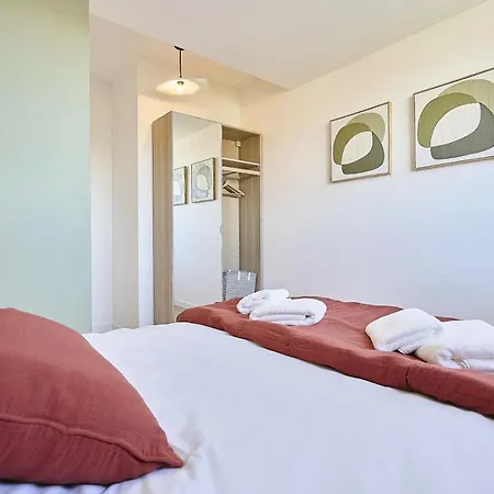 Apartment L'horloger 6 People - 3 Bedrooms - Lille 13 Min Ronchin