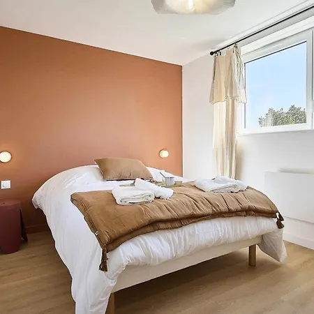 L'horloger 6 People - 3 Bedrooms - Lille 13 Min Apartment